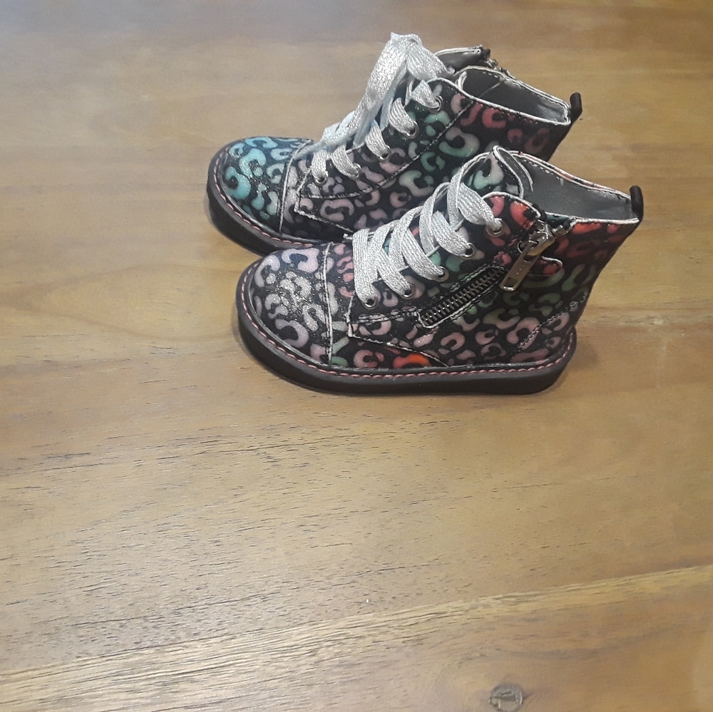 Little Boots